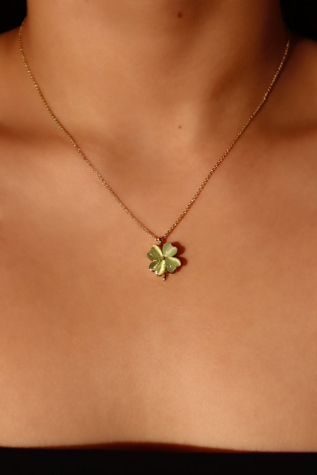 18K Real Gold Plated Spinning Jade Clover Necklace