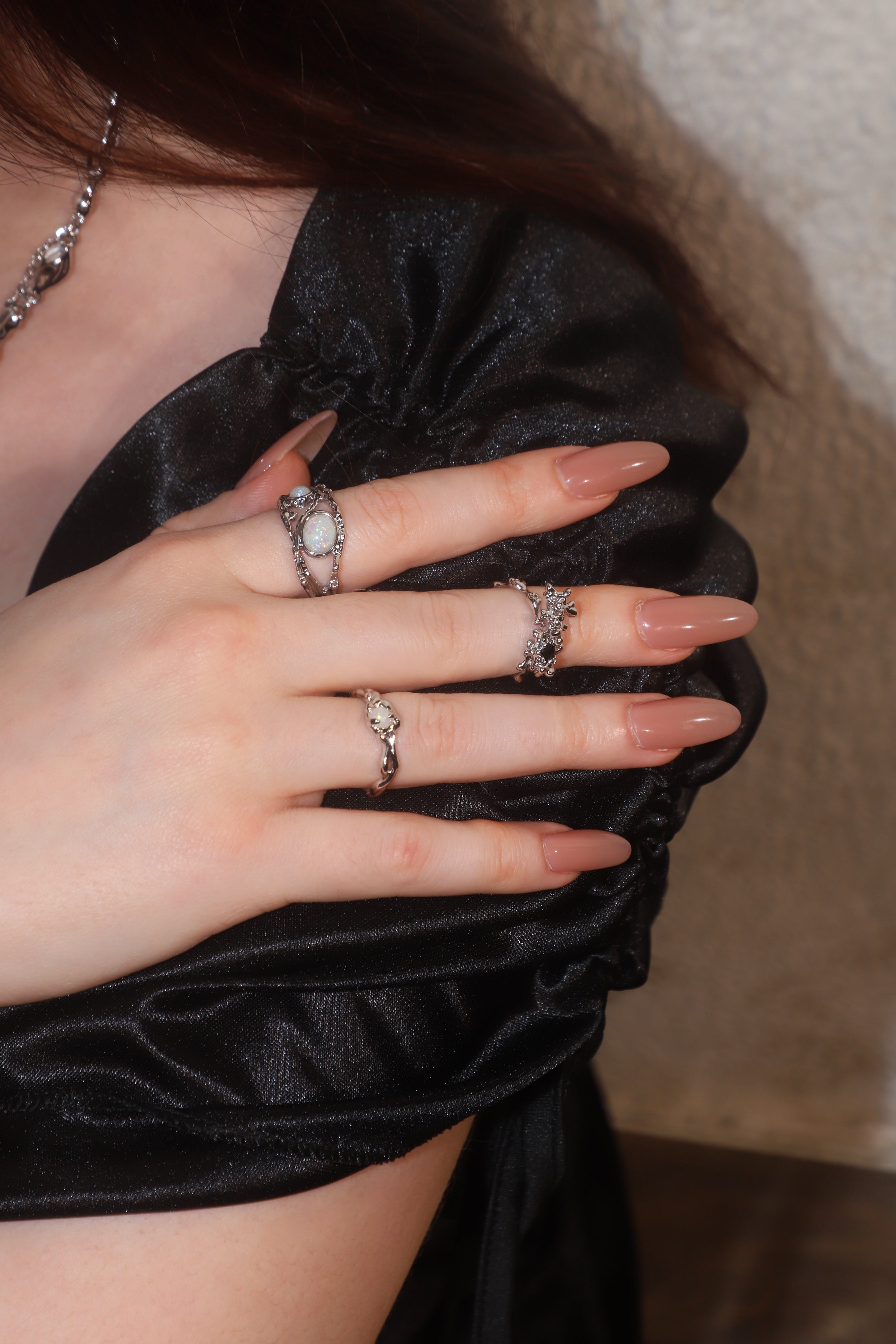 Black Gem Blossom Ring