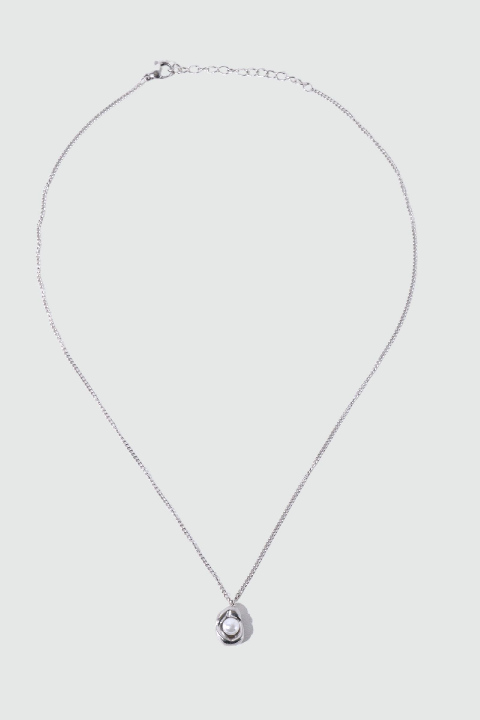 Stainless Steel Pearl Shell Necklace