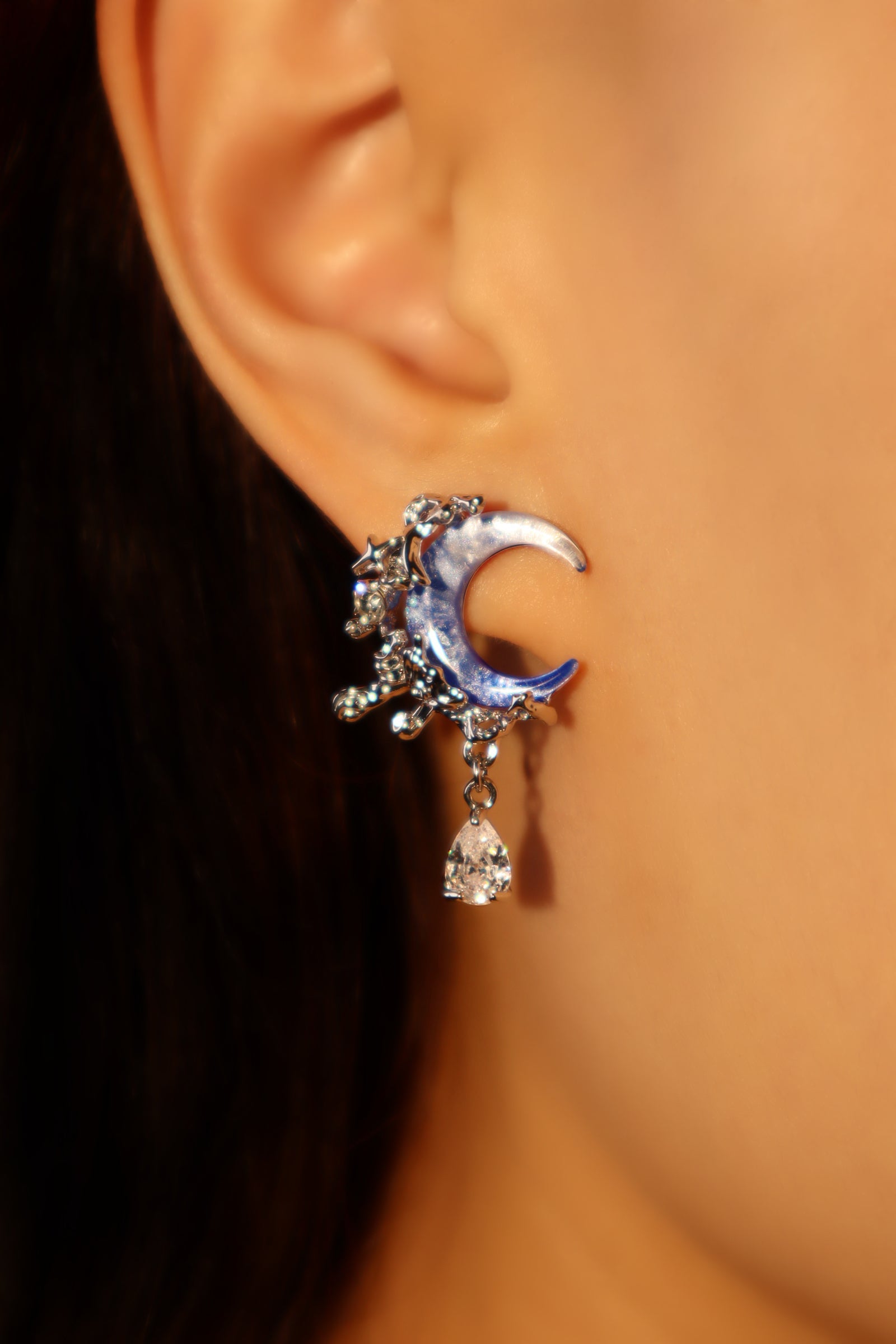 Palladium White Gold Plated Gradient Blue Moon Earrings