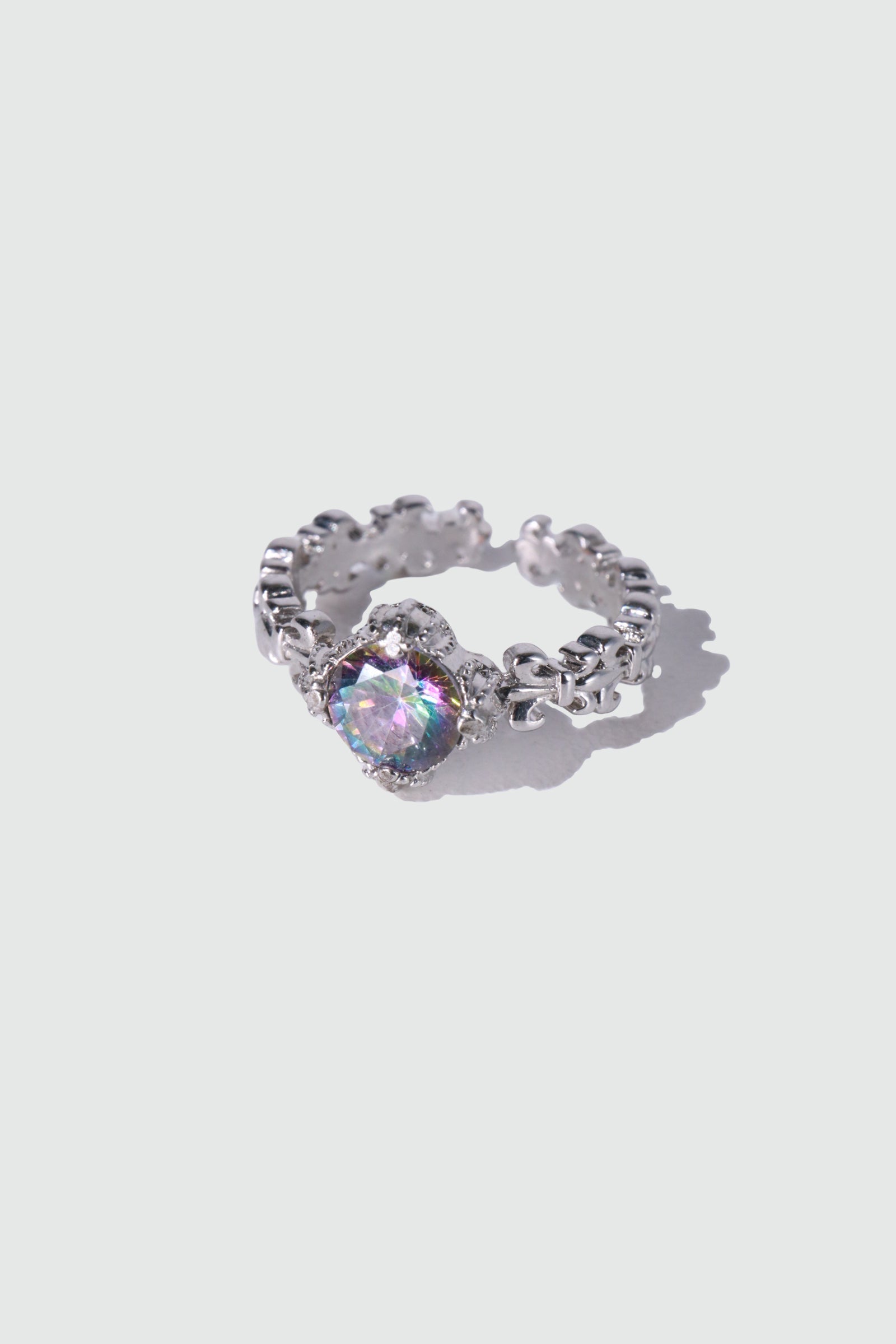 Black Gem Iris Ring