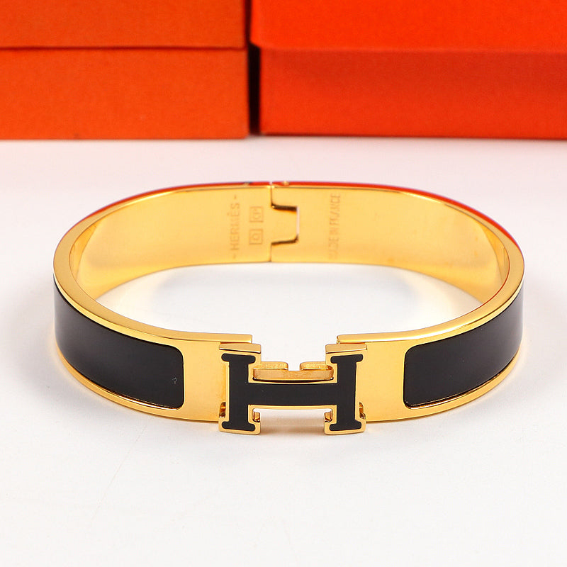 HB3 Classic stainless steel bracelet with H logo, high-quality jewelry